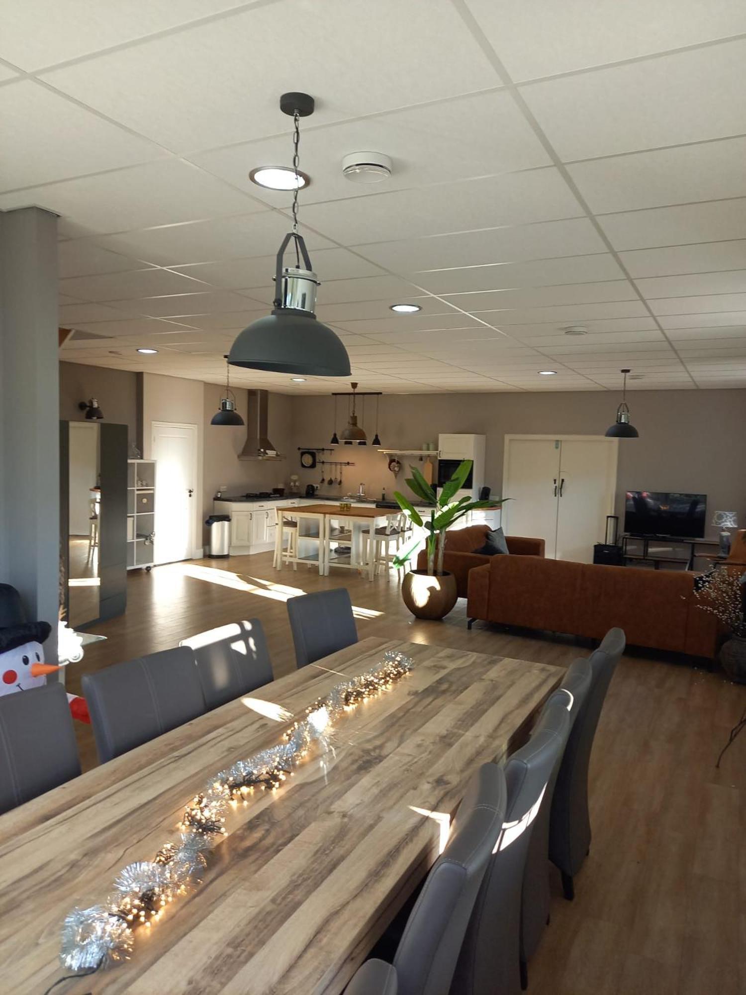 Mooie Familie Groepsaccomodatie Aan De Bosrand Holiday home Overloon