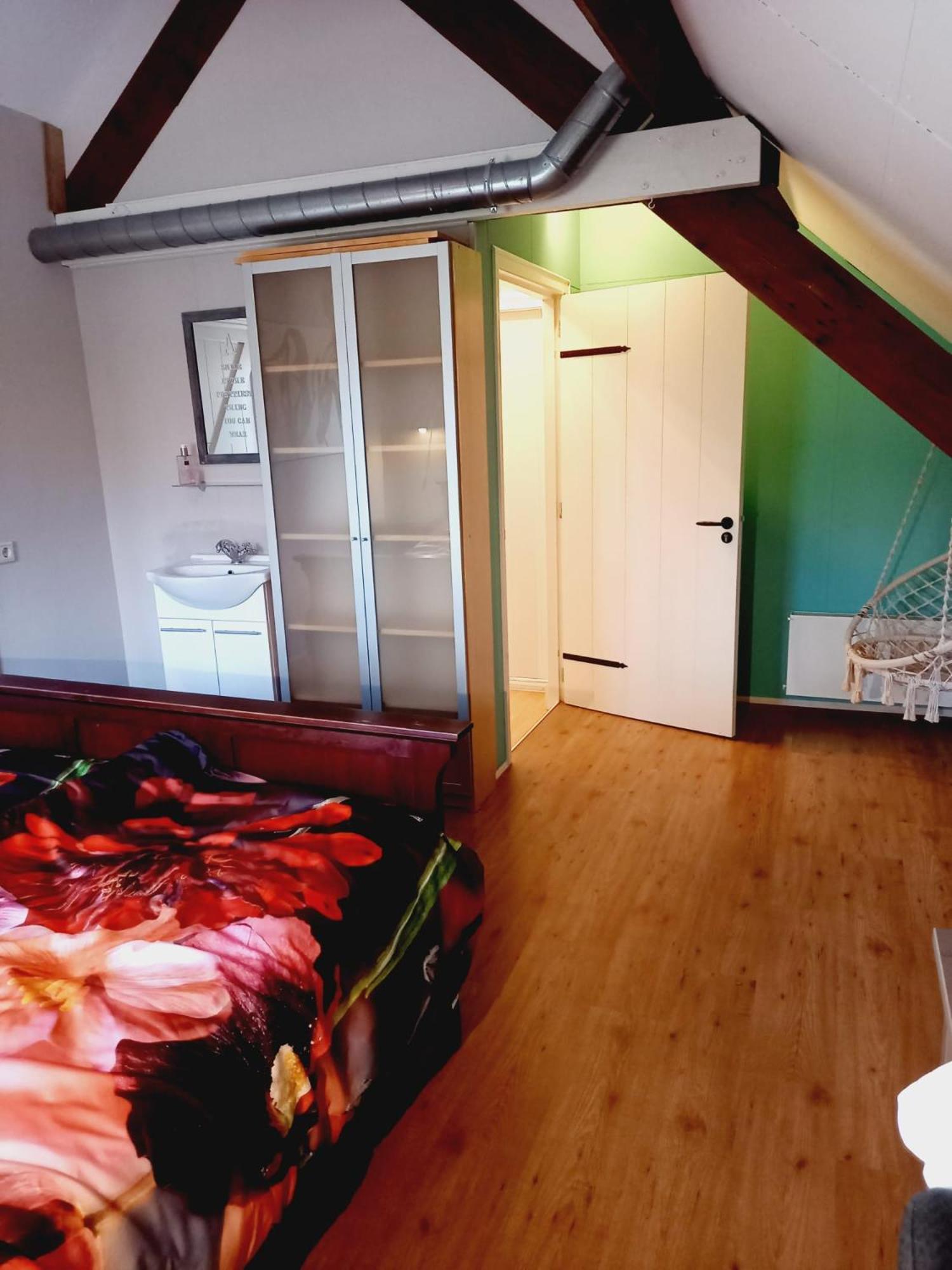 Mooie Familie Groepsaccomodatie Aan De Bosrand Holiday home